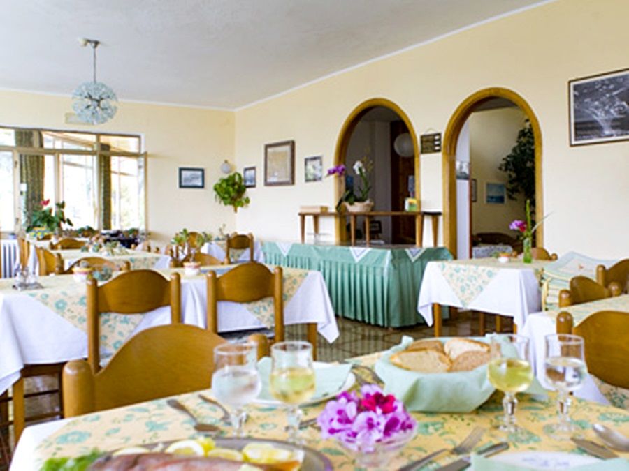 Hotel Villa Franz Sant'Angelo  Ресторант снимка